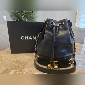 Vintage 90s CHANEL Bucket Bag